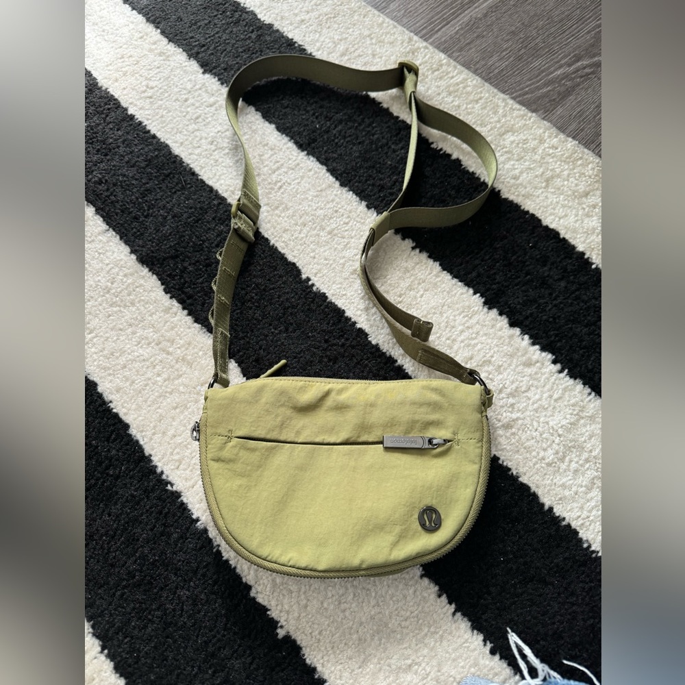 Mini everywhere bag in green
